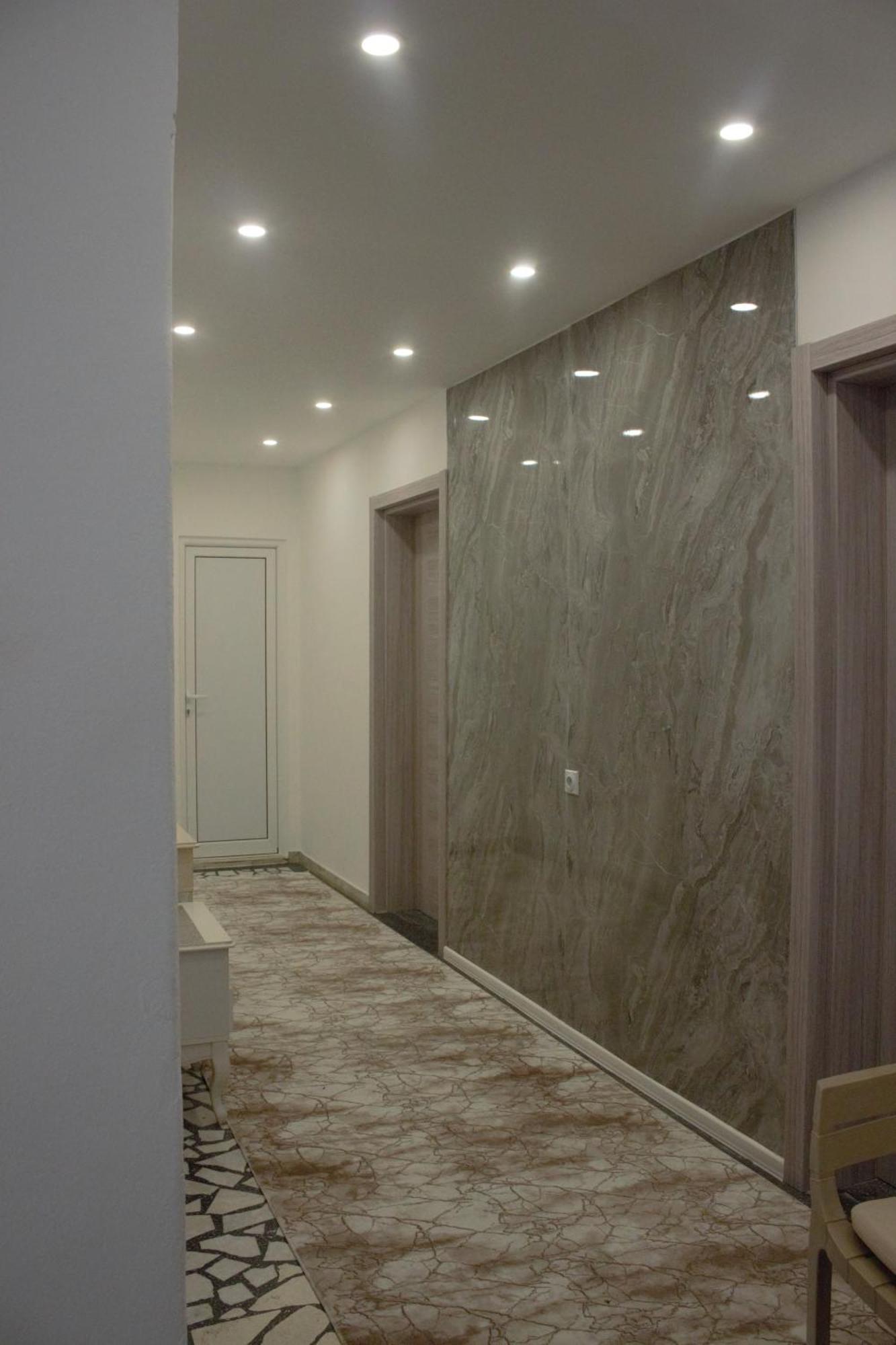 Studio Apartments Jupo Ulcinj Exterior foto